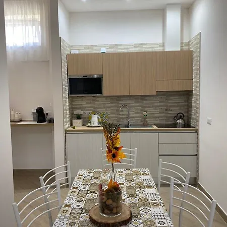 Donnarooms פומפיי