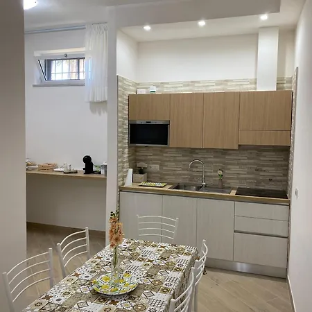 Bed & Breakfast Donnarooms Pompeji